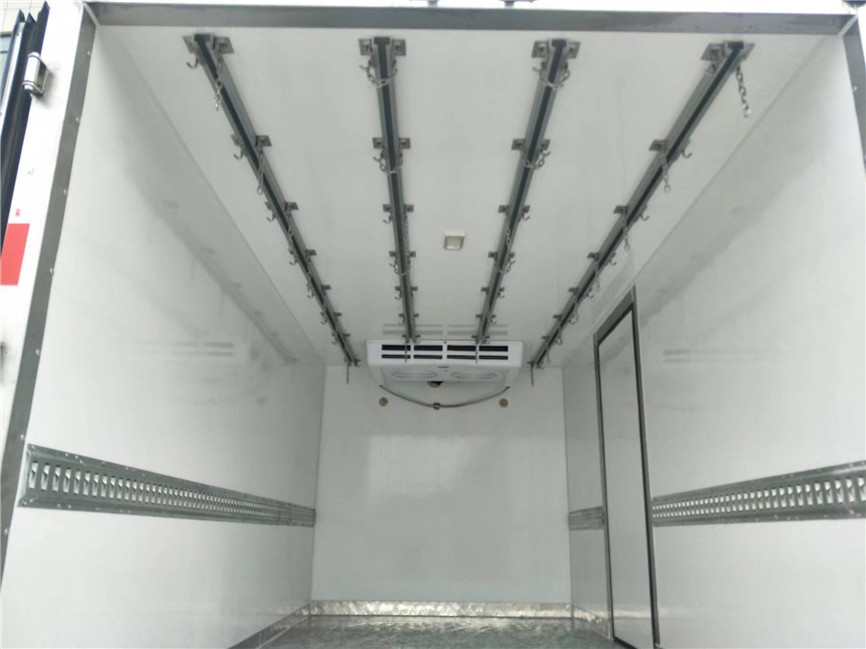 東風(fēng)多利卡 4.2米冷藏車(chē)