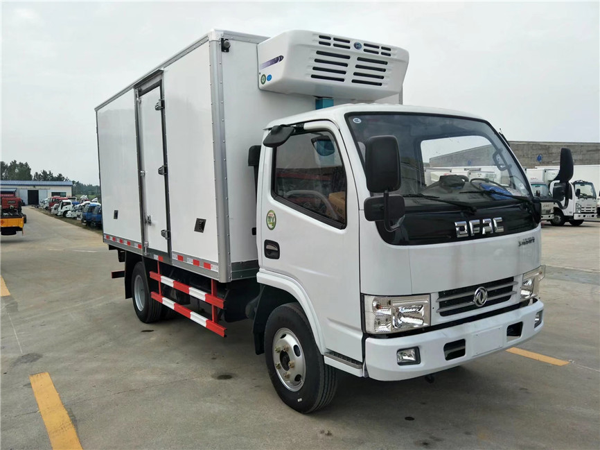 東風(fēng)多利卡 4.2米冷藏車(chē)