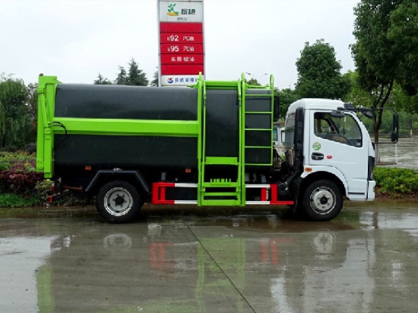 東風多利卡國六8方側裝壓縮垃圾車