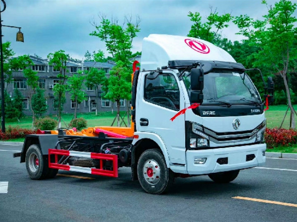 國六東風多利卡8方車廂可卸式(鉤臂)垃圾車