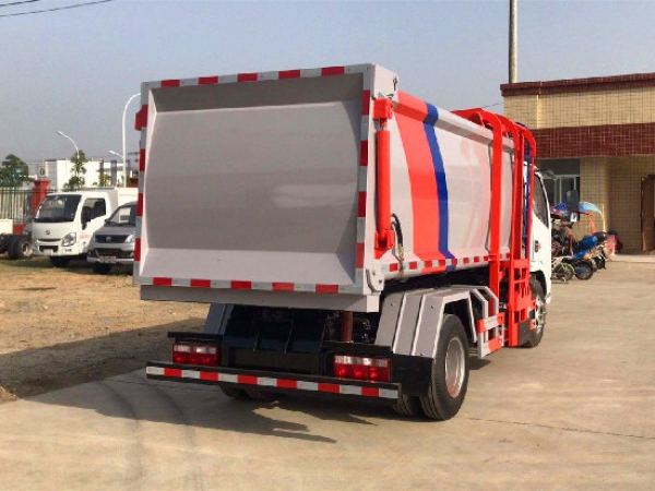 程力威牌CLW5075ZZZKDL型自裝卸式垃圾車