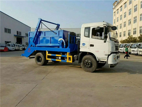 東風(fēng)仿天錦擺臂式垃圾車(8-10方)