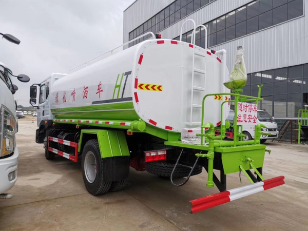 國(guó)六12-15方東風(fēng)D9灑水車