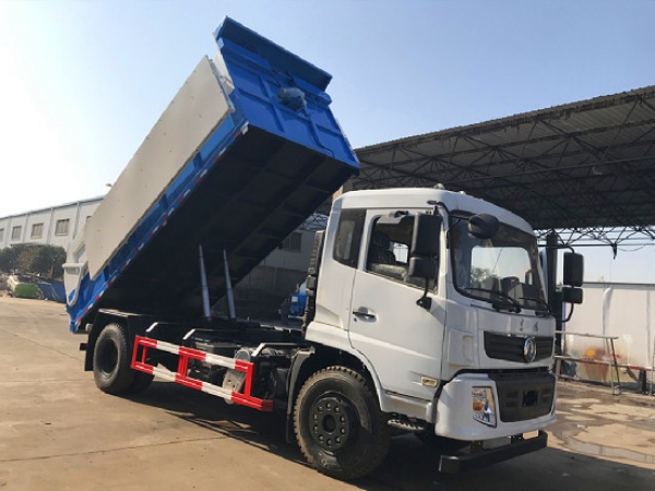 國六東風專底16~18方污泥運輸車