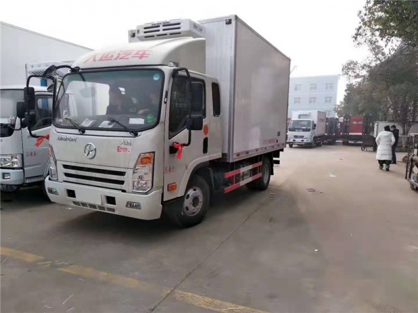 (國六4.2米)大運藍牌冷藏車