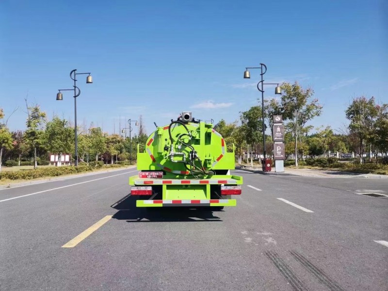 東風(fēng)途逸藍(lán)牌清洗吸污車