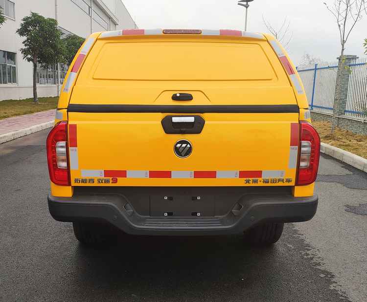 福田1800立方四驅(qū)皮卡救險車